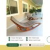 KURSI LOUNGER PANTAI SANTAI