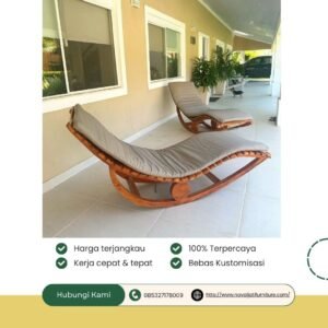KURSI LOUNGER PANTAI SANTAI
